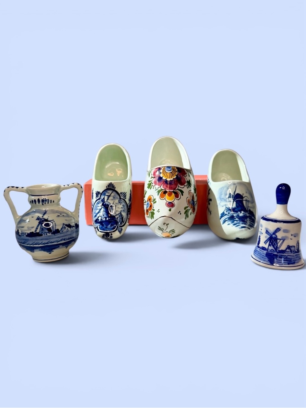VTG Delft Blue Holland Ceramic Clogs Bell Vase Hand Painted Dutch Collectibles